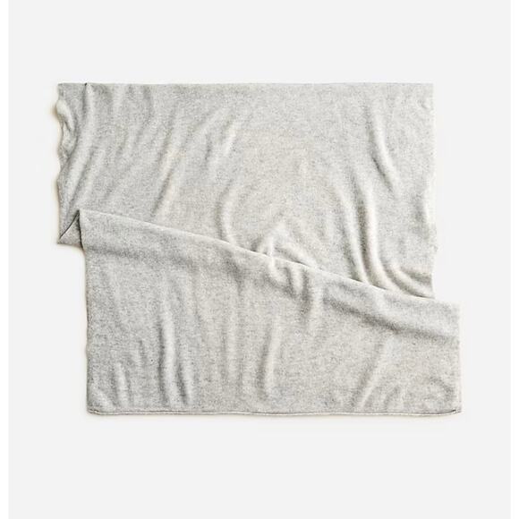 J. Crew Cashmere Oversize Wrap in Heather Dove NWT One Size - Picture 2 of 5